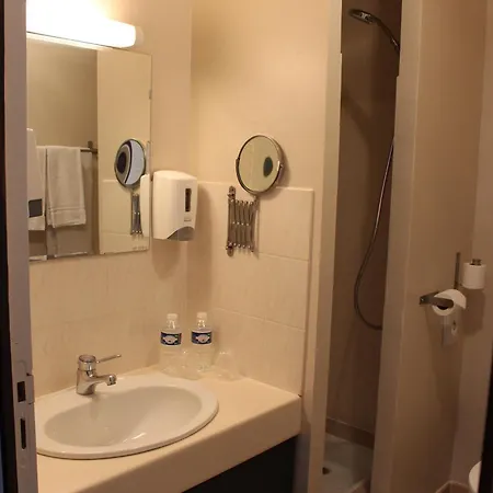 Hotel Les Gabarres 3*