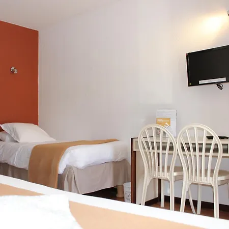 Les Gabarres Hotel Tour-de-Faure