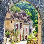 Otel Les Gabarres