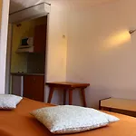 Otel Les Gabarres Tour-de-Faure