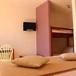 Les Gabarres Otel