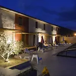 Les Gabarres Otel Tour-de-Faure
