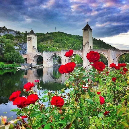 Hotel Les Gabarres Tour-de-Faure