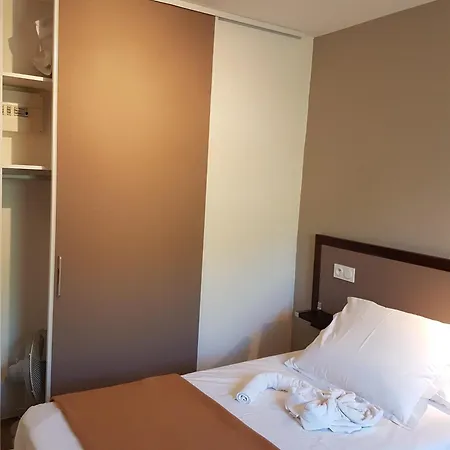 Les Gabarres Hotel