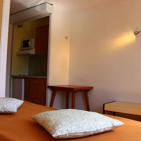 Hotel Les Gabarres Tour-de-Faure