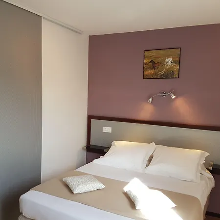 Les Gabarres Hotel 3*