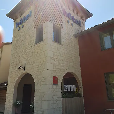 Les Gabarres فندق