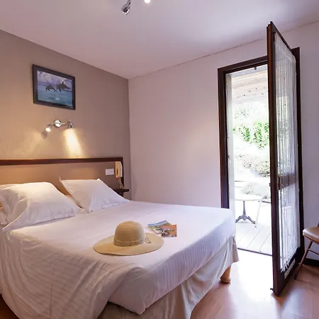 Les Gabarres Otel